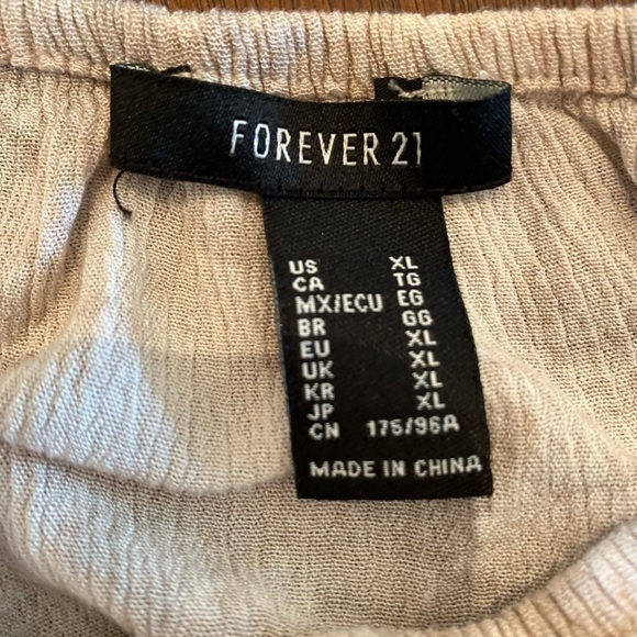 Forever 21 cream off the shoulder top size xl - Picture 5 of 6